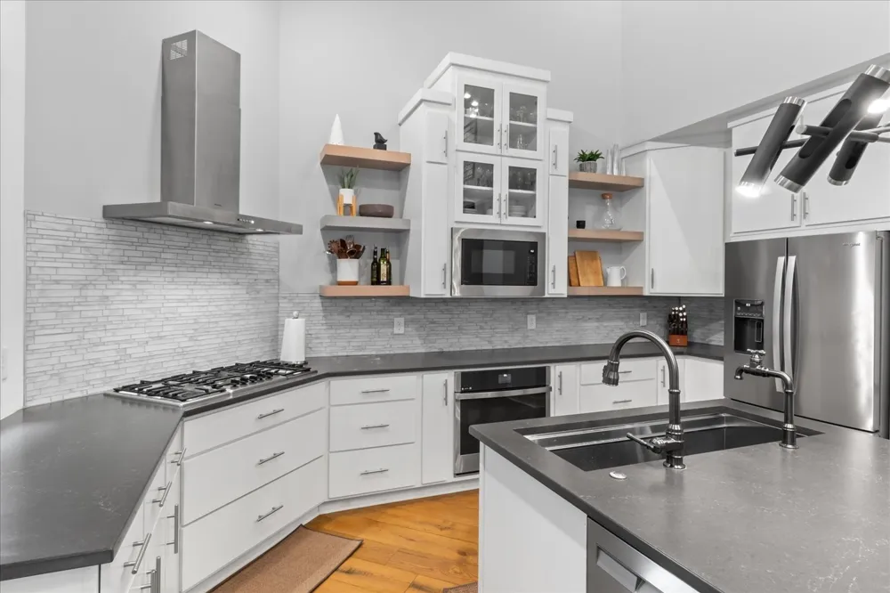 4002 Omaha Ct Mount Juliet, TN 37122