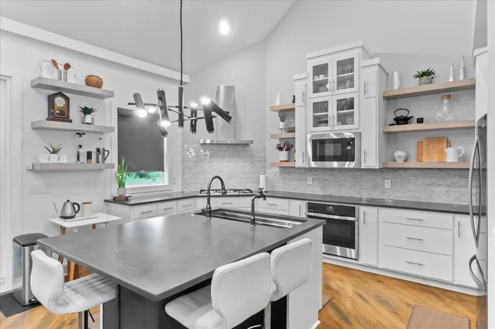 4002 Omaha Ct Mount Juliet, TN 37122