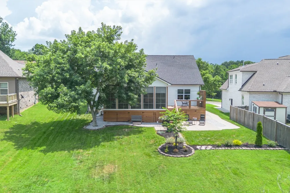 4002 Omaha Ct Mount Juliet, TN 37122