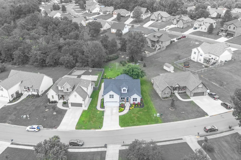 4002 Omaha Ct Mount Juliet, TN 37122