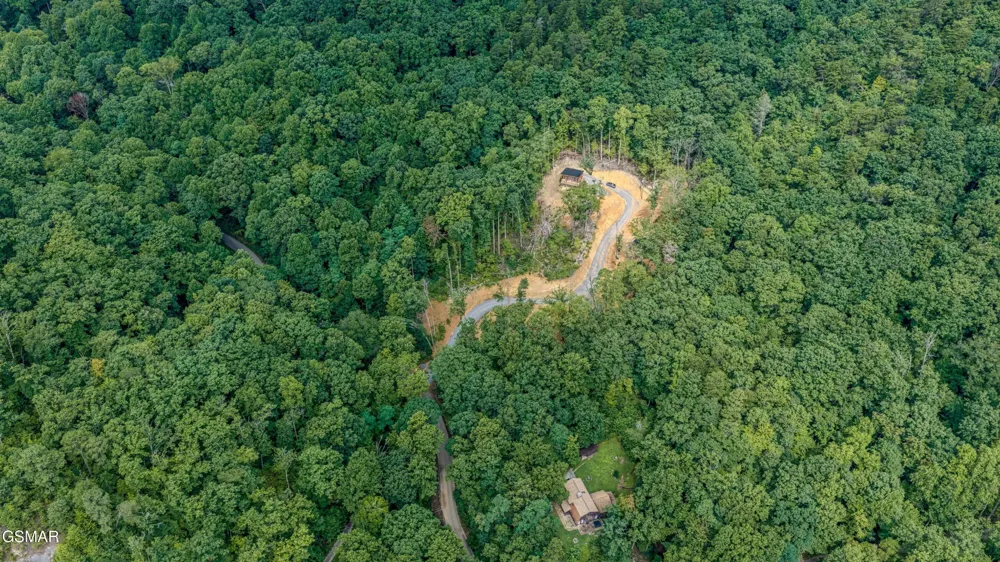 21222128 Bluff Mountain Road Sevierville, TN 37876