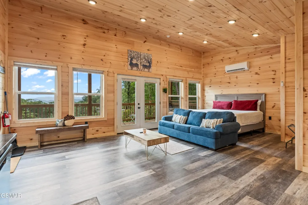 21222128 Bluff Mountain Road Sevierville, TN 37876
