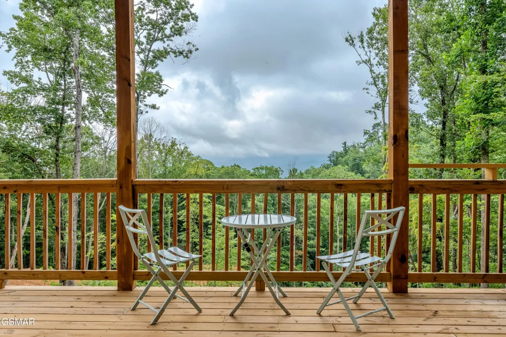 21222128 Bluff Mountain Road Sevierville, TN 37876