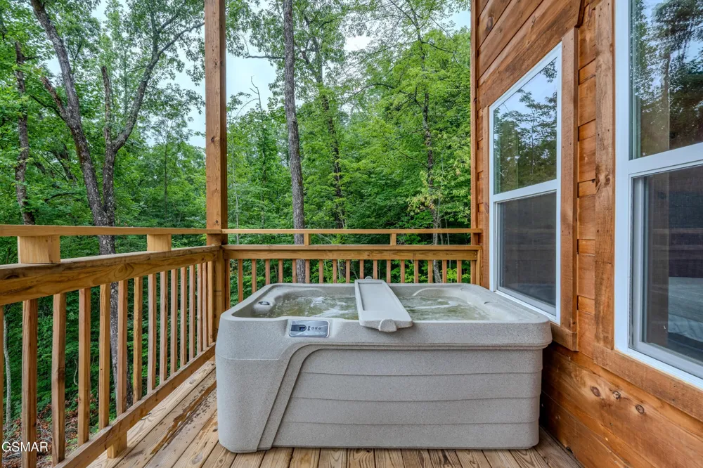 21222128 Bluff Mountain Road Sevierville, TN 37876