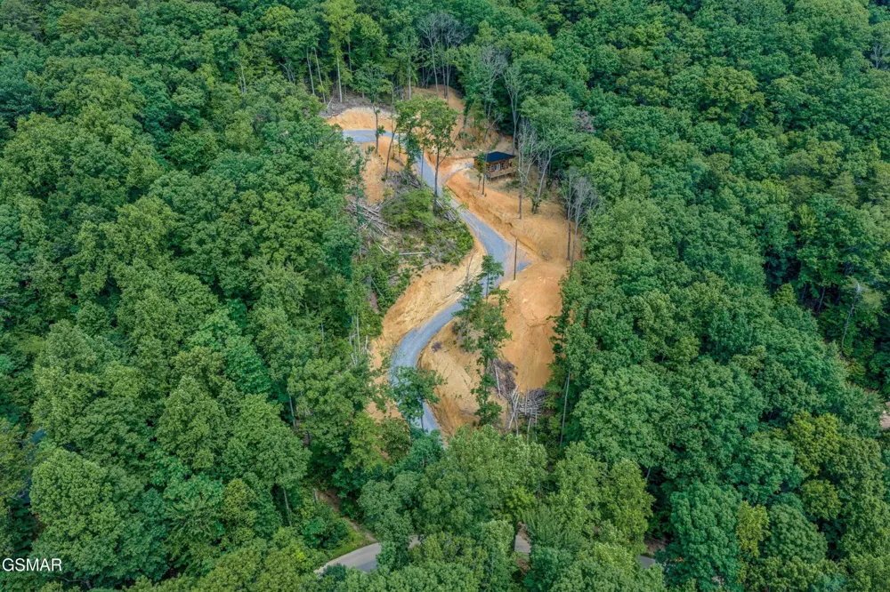 21222128 Bluff Mountain Road Sevierville, TN 37876