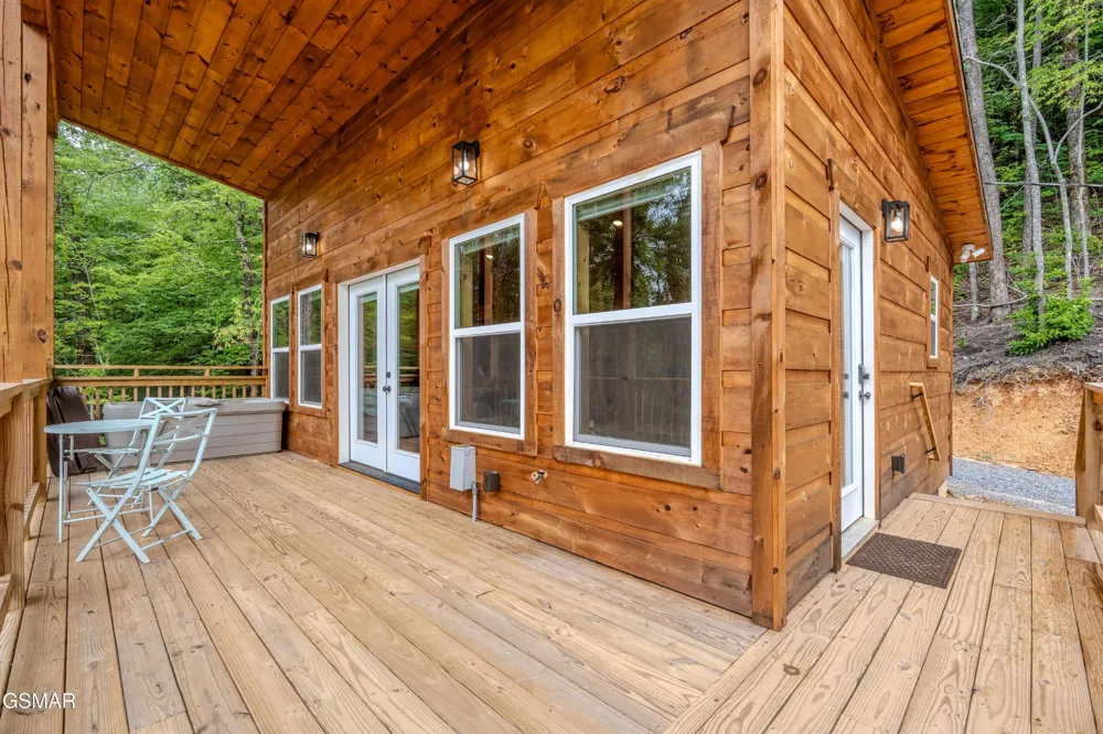 21222128 Bluff Mountain Road Sevierville, TN 37876