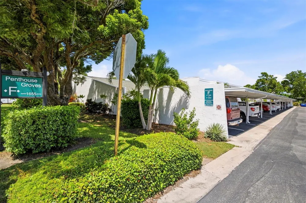 1655 S HIGHLAND AVENUE #F133 Clearwater, FL 33756