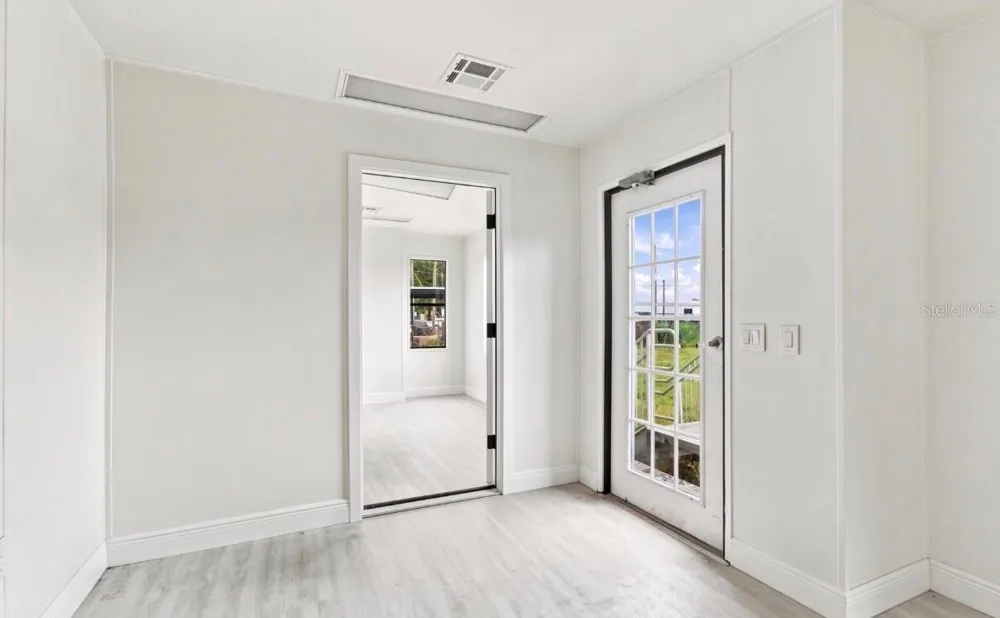 4946 E HILLSBOROUGH AVENUE Tampa, FL 33610