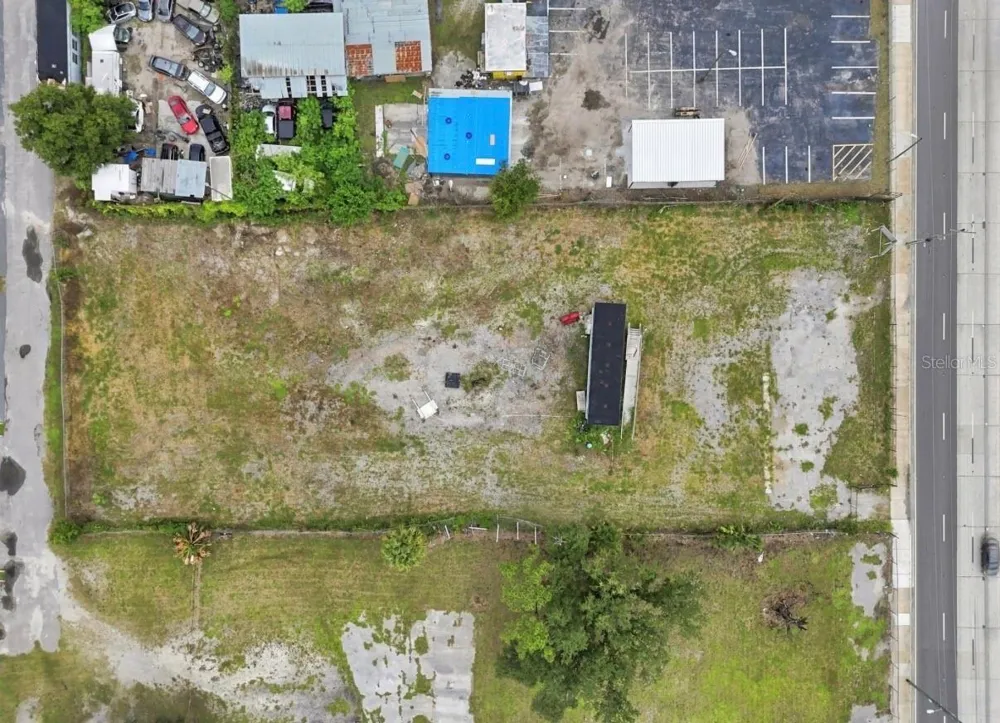 4946 E HILLSBOROUGH AVENUE Tampa, FL 33610