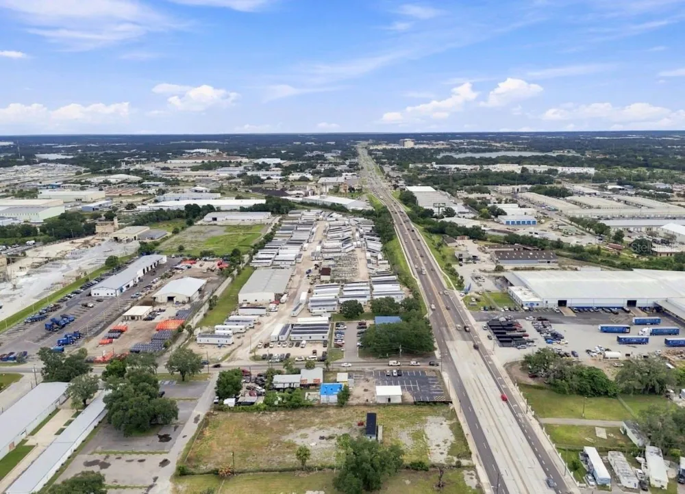 4946 E HILLSBOROUGH AVENUE Tampa, FL 33610