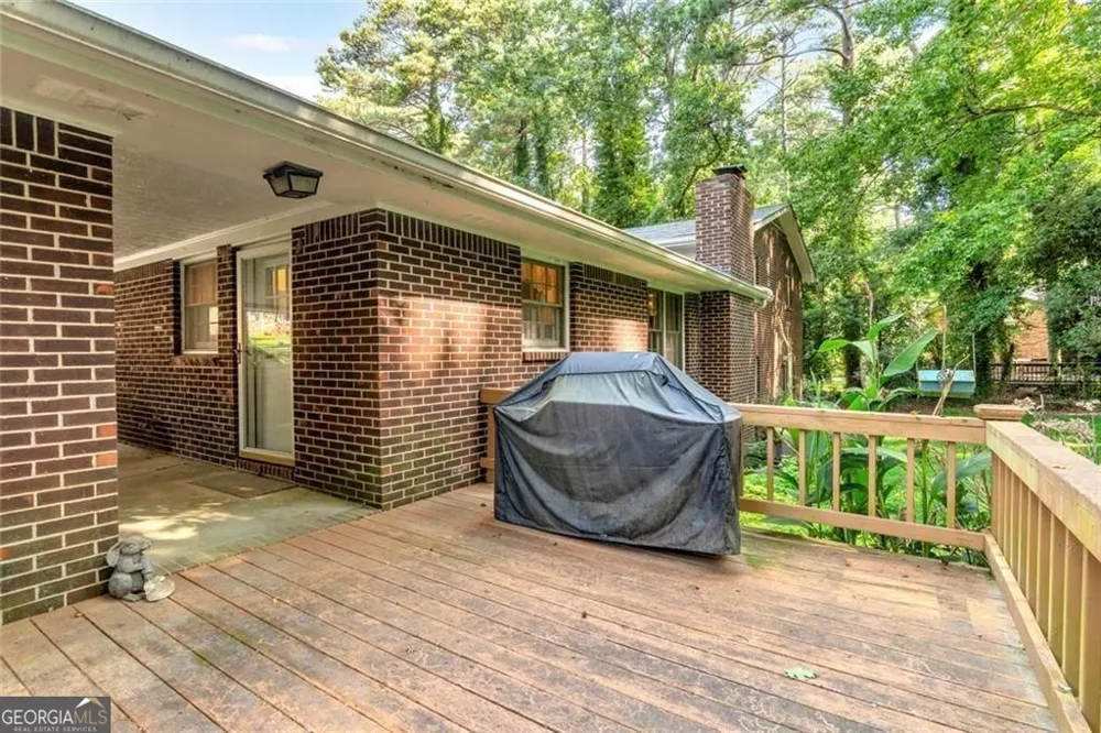 5892 Button Gwinnett PL Norcross, GA 30093