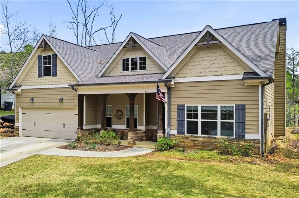 129 White Antelope Street Waleska, GA 30183