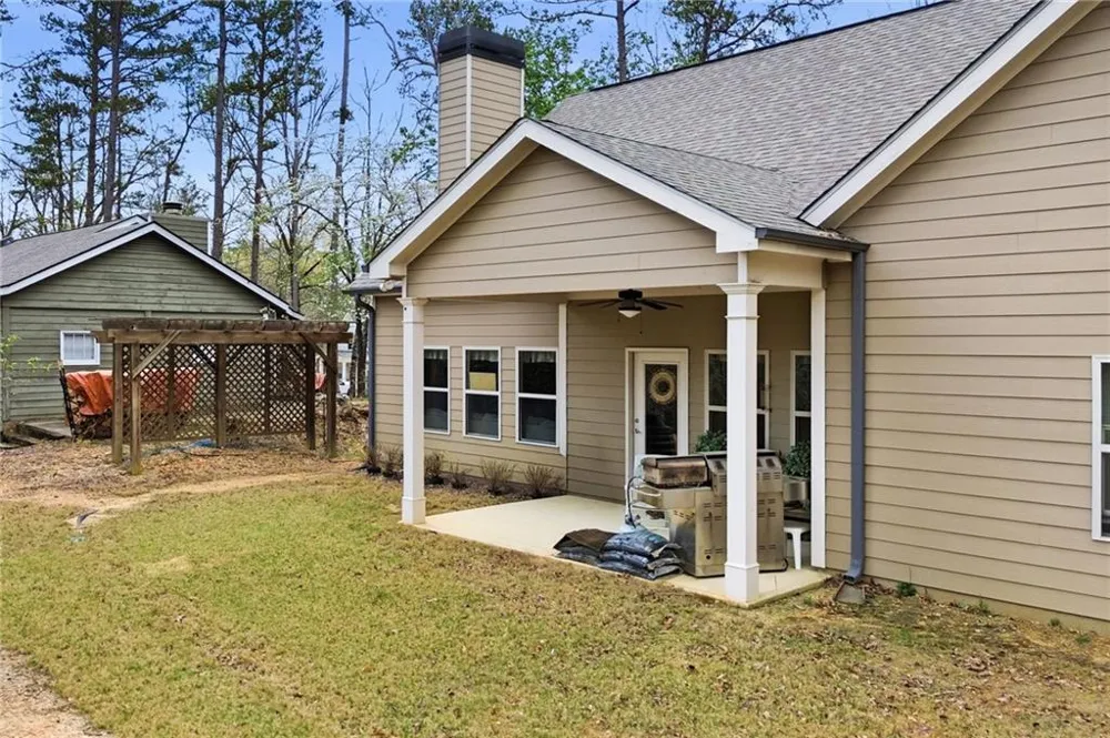 129 White Antelope Street Waleska, GA 30183