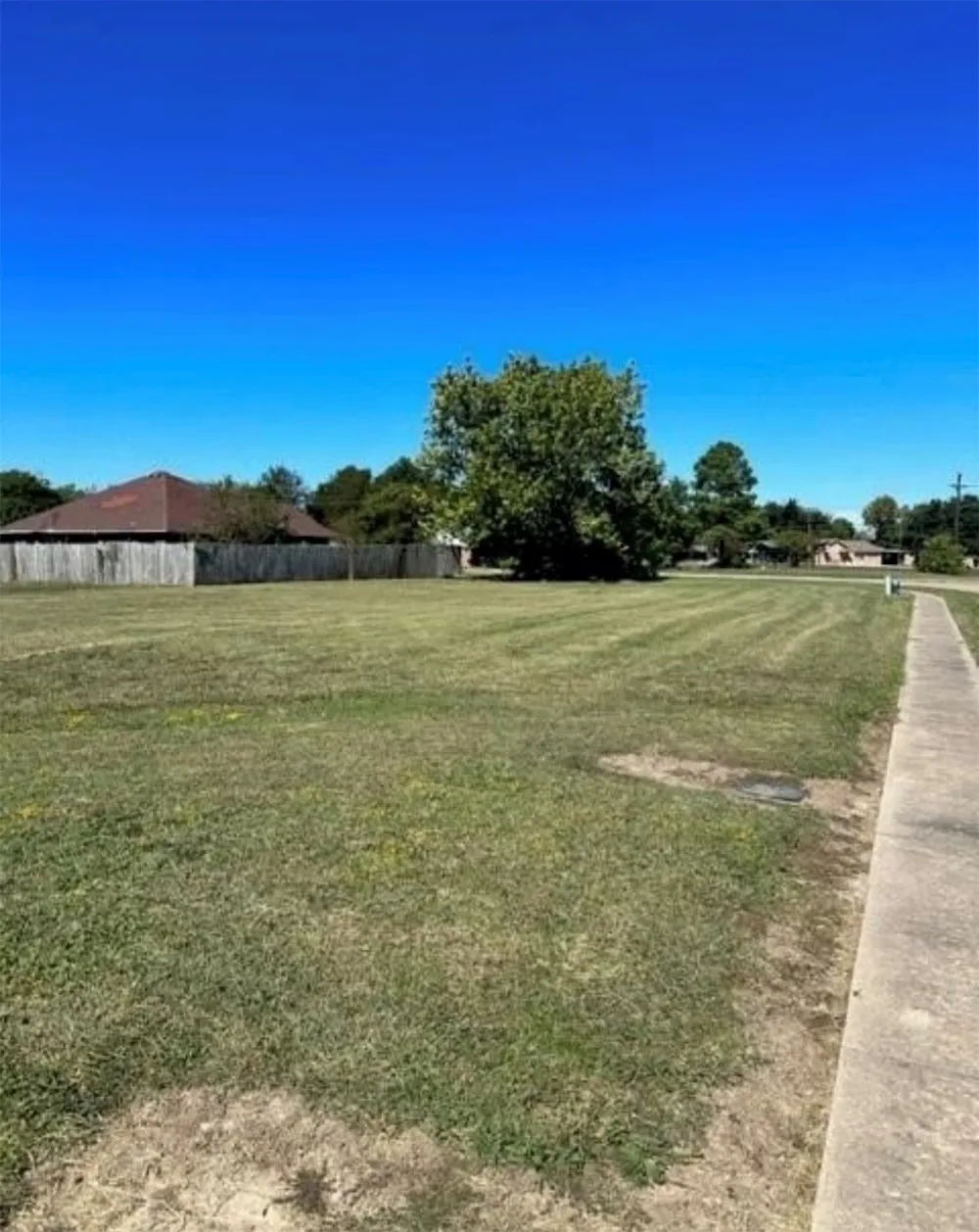 904 Enlow Circle Commerce, TX 75428