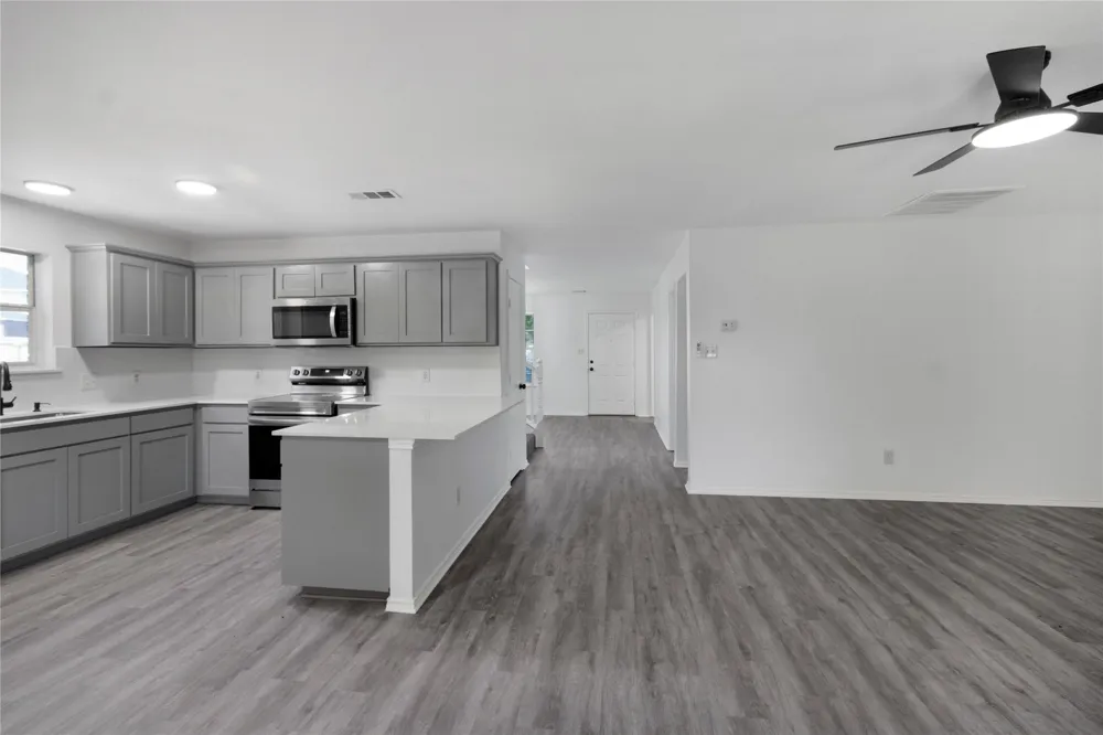 408 Centennial Place Crowley, TX 76036