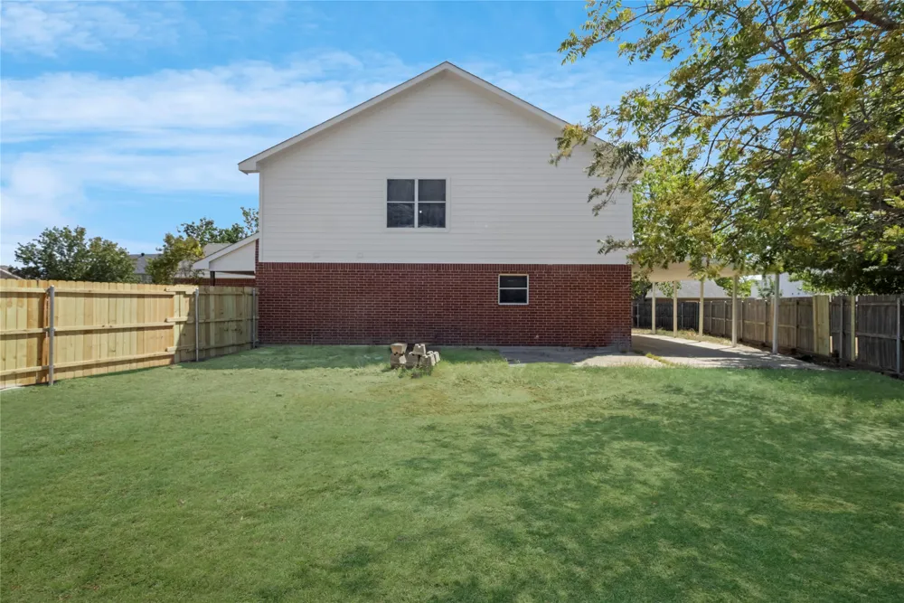 408 Centennial Place Crowley, TX 76036