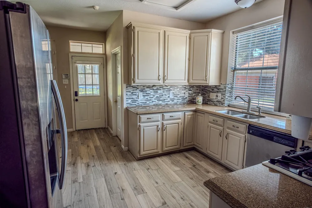 57 Calla Lily Court Lake Jackson, TX 77566