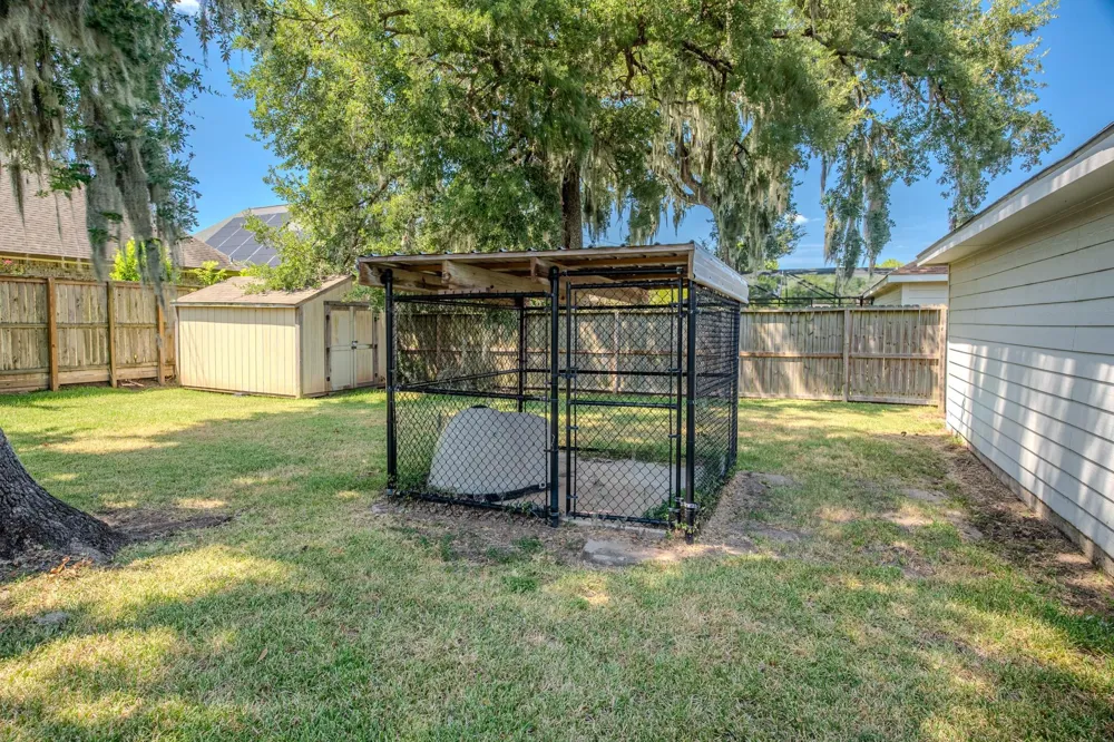 57 Calla Lily Court Lake Jackson, TX 77566