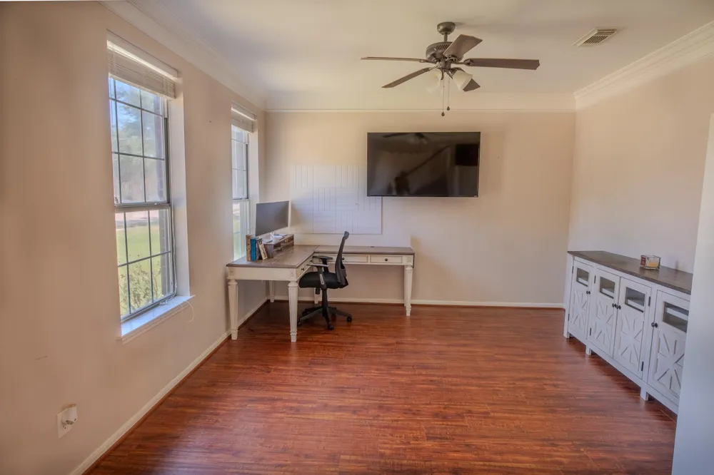 57 Calla Lily Court Lake Jackson, TX 77566
