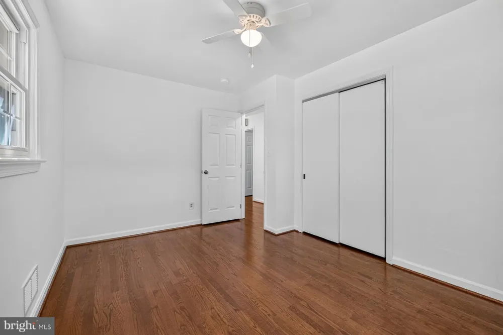 6702 LENCLAIR STREET Alexandria, VA 22306