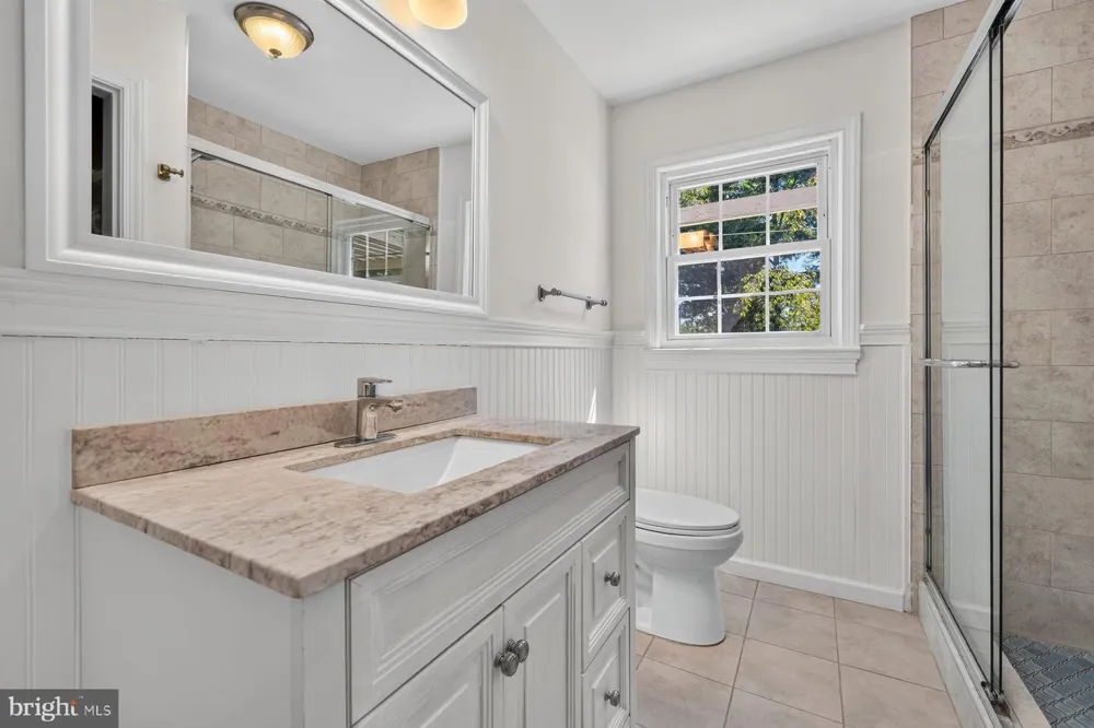 6702 LENCLAIR STREET Alexandria, VA 22306