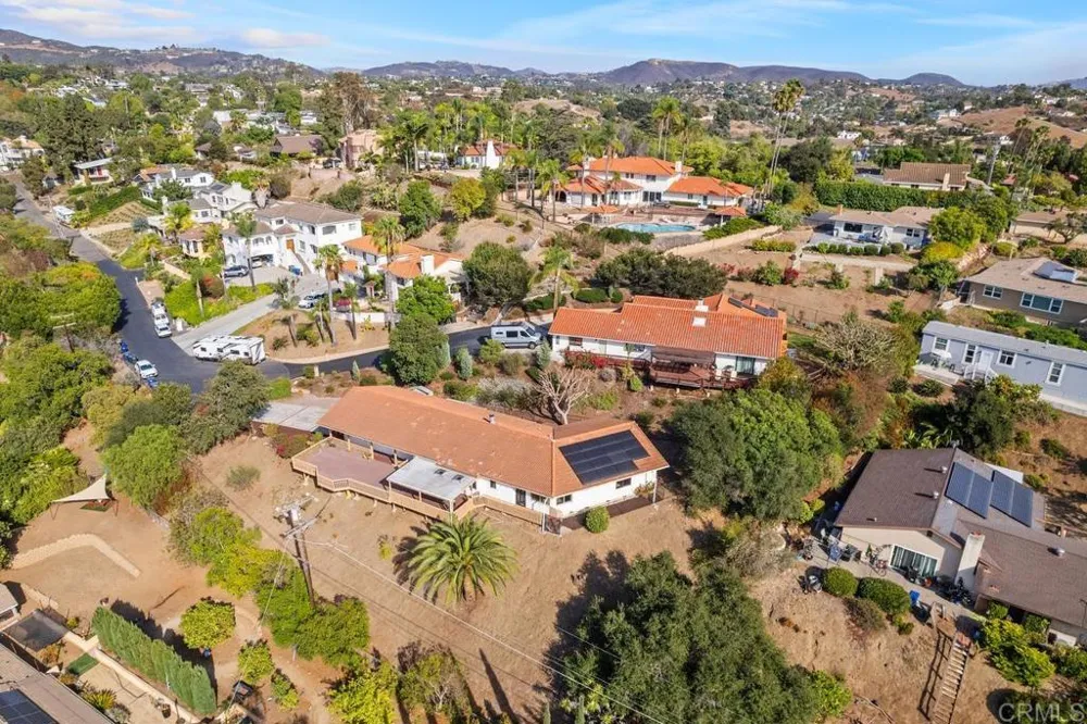 1917 Alta Vista Drive #A Vista, CA 92084
