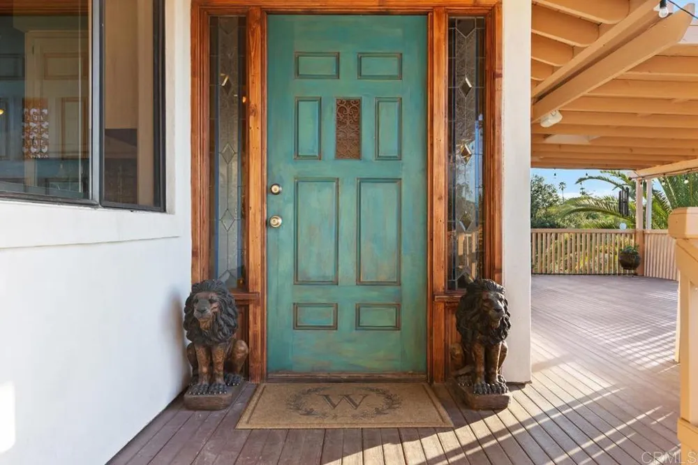 1917 Alta Vista Drive #A Vista, CA 92084