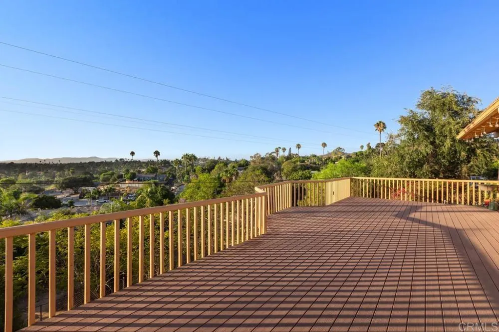 1917 Alta Vista Drive #A Vista, CA 92084