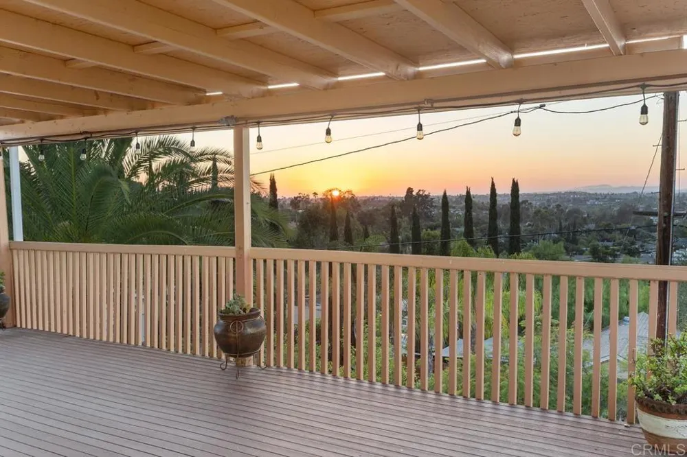 1917 Alta Vista Drive #A Vista, CA 92084
