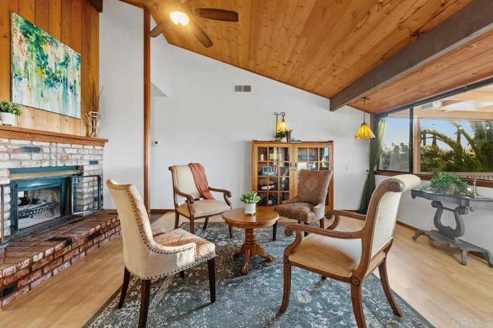 1917 Alta Vista Drive #A Vista, CA 92084