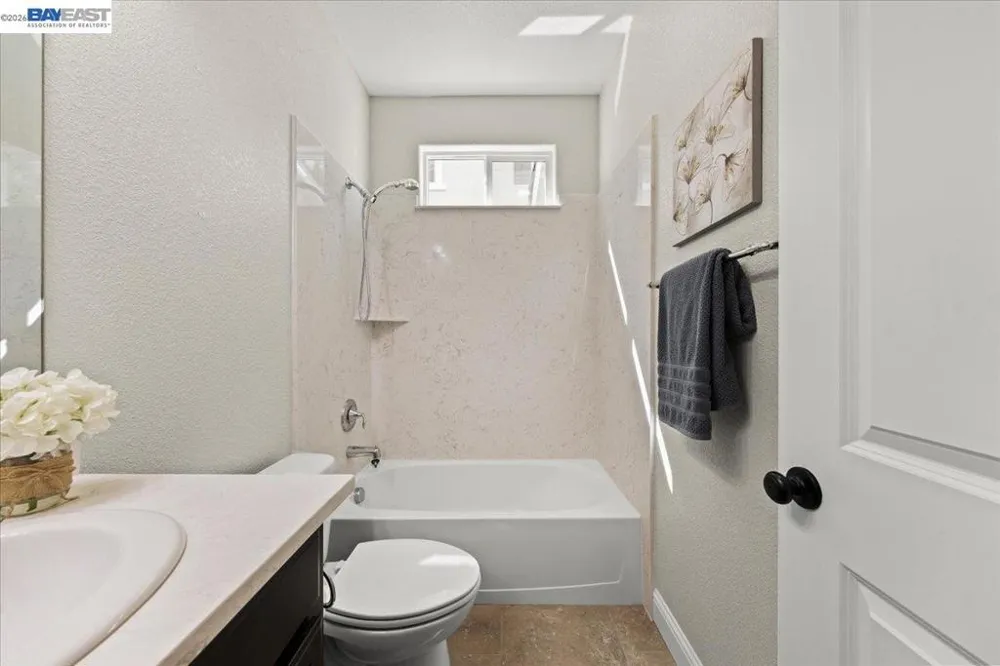 1185 S Olson Ave Mountain House, CA 95391