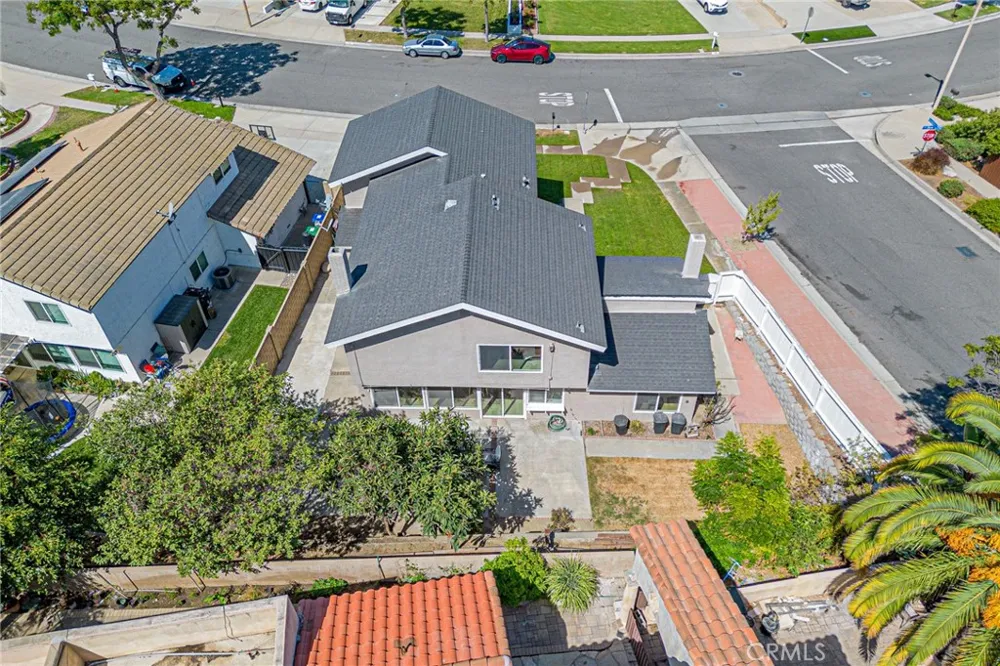 7688 E Calle Durango Anaheim, CA 92808