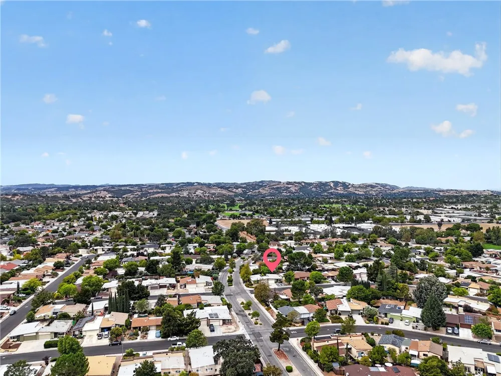 1745 Kings Paso Robles, CA 93446