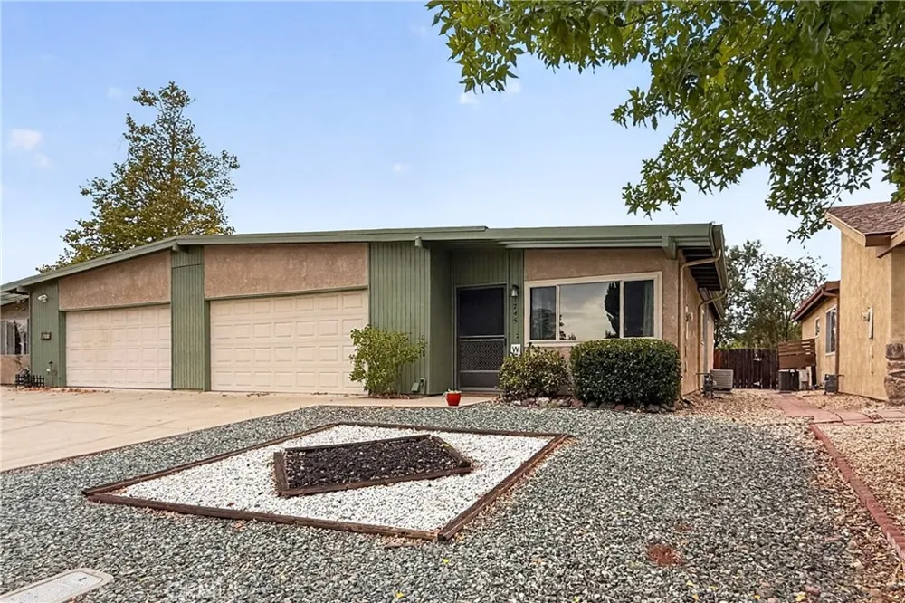 1745 Kings Paso Robles, CA 93446