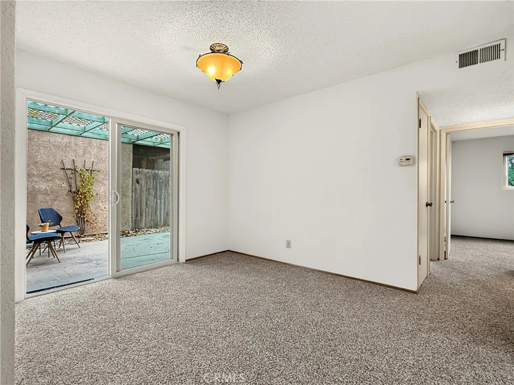 1745 Kings Paso Robles, CA 93446