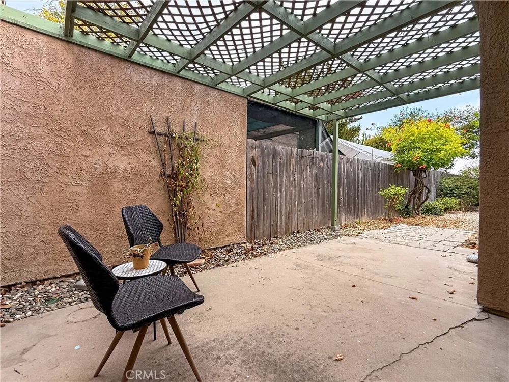 1745 Kings Paso Robles, CA 93446