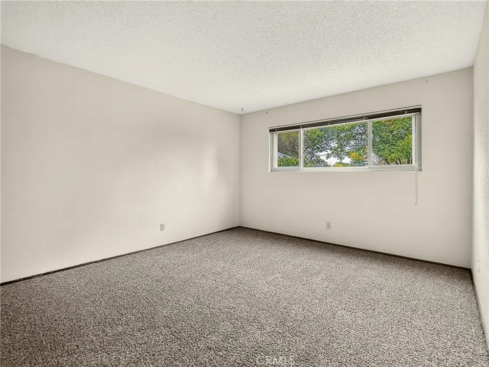 1745 Kings Paso Robles, CA 93446