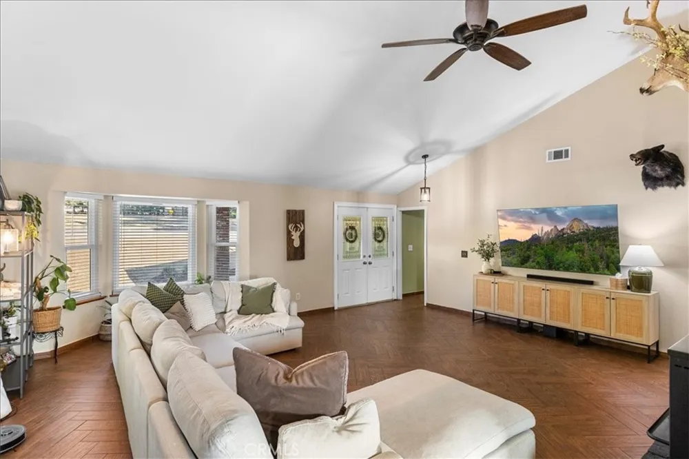 17741 Churchill Tehachapi, CA 93561