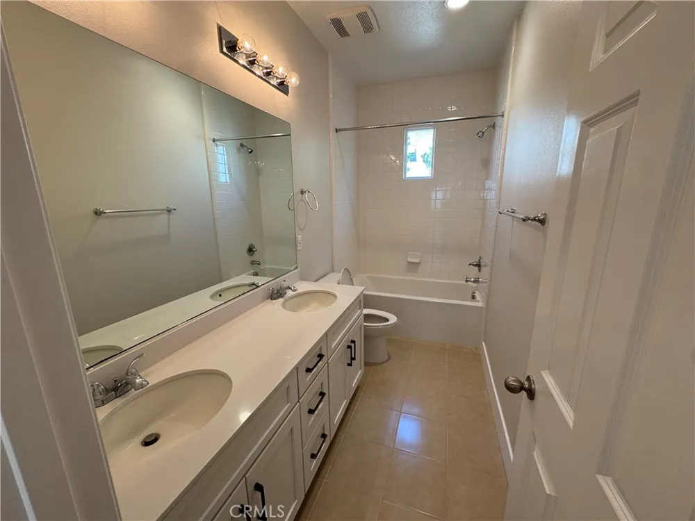 128 Mongoose Irvine, CA 92618