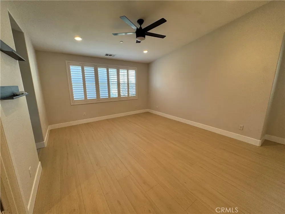 128 Mongoose Irvine, CA 92618