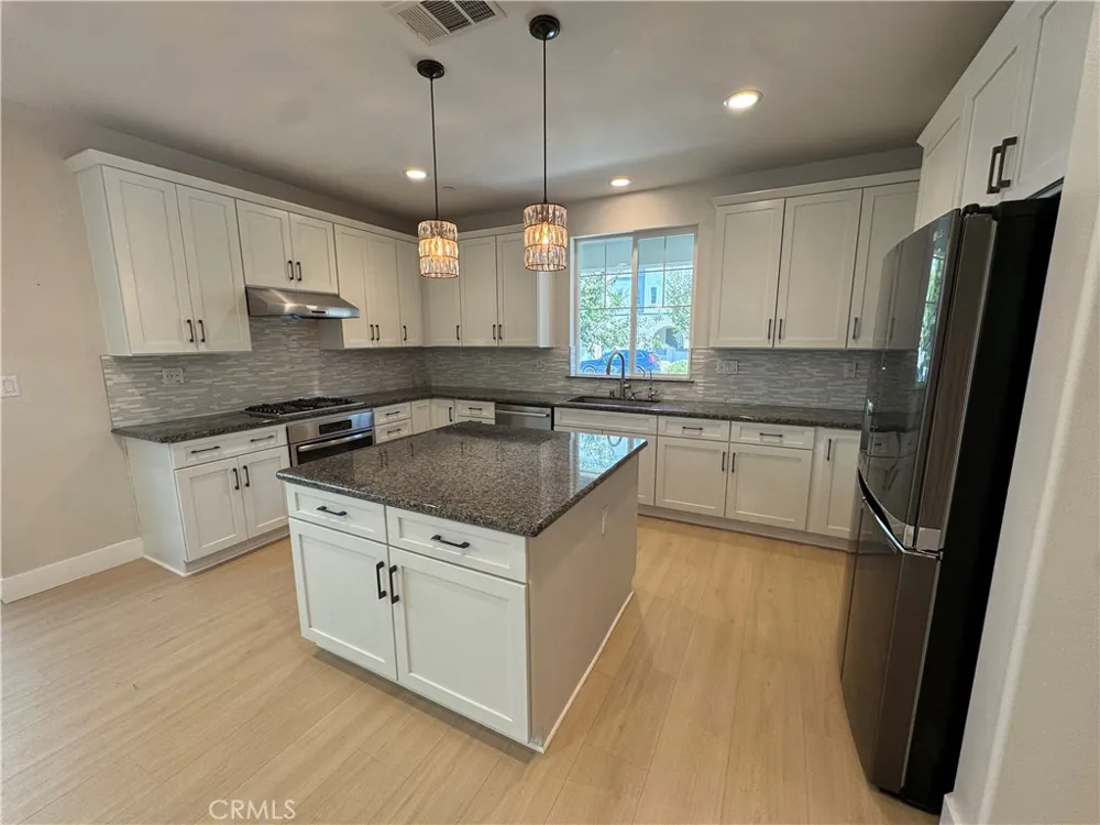 128 Mongoose Irvine, CA 92618