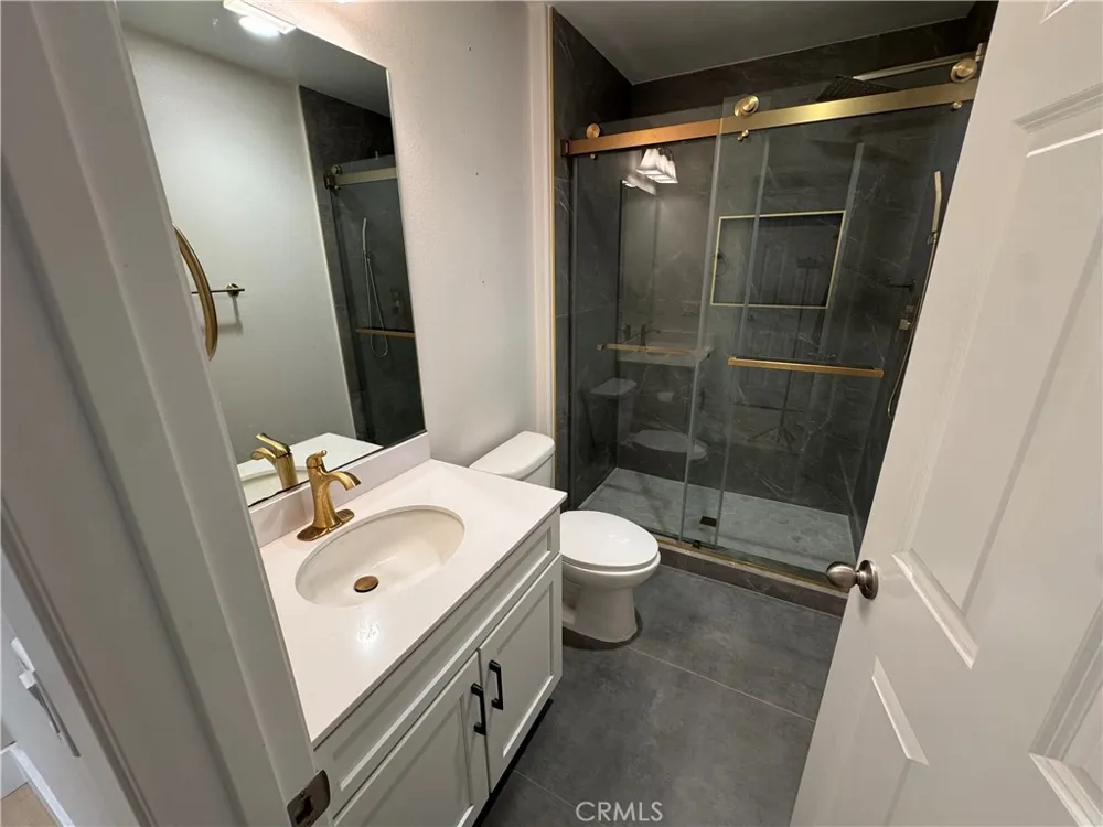 128 Mongoose Irvine, CA 92618