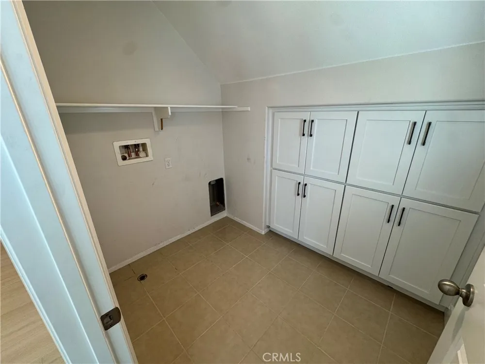 128 Mongoose Irvine, CA 92618