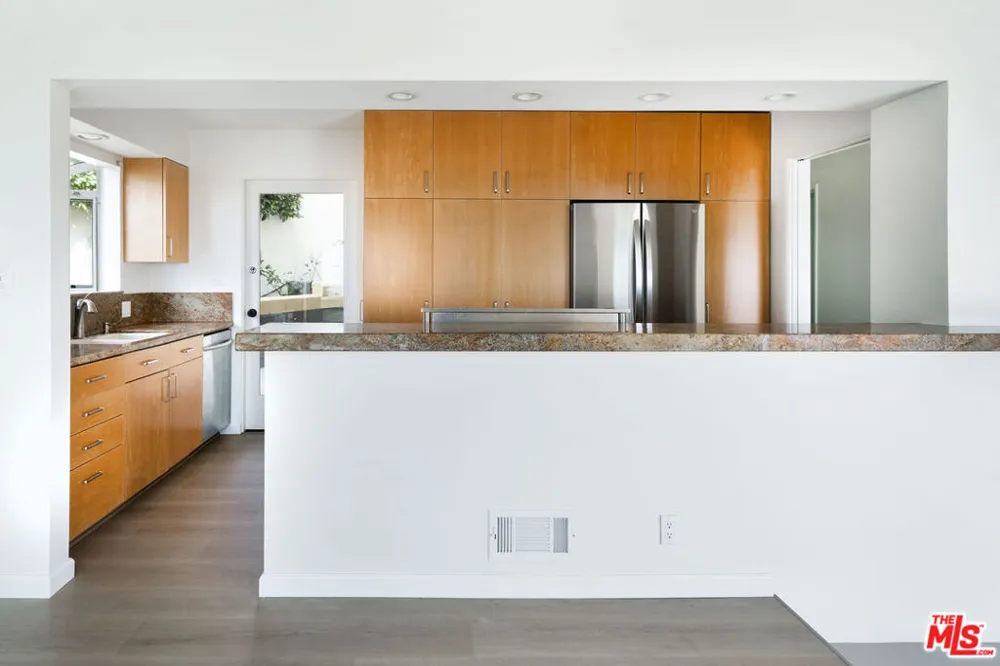 7000 Vista Del Mar Lane Playa del Rey, CA 90293