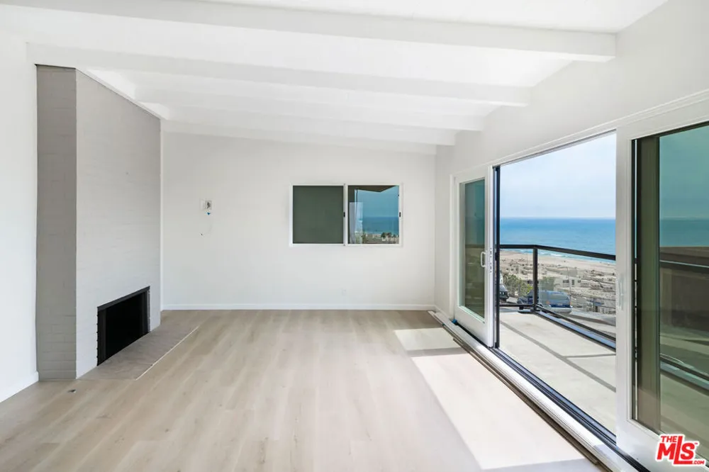 7000 Vista Del Mar Lane Playa del Rey, CA 90293