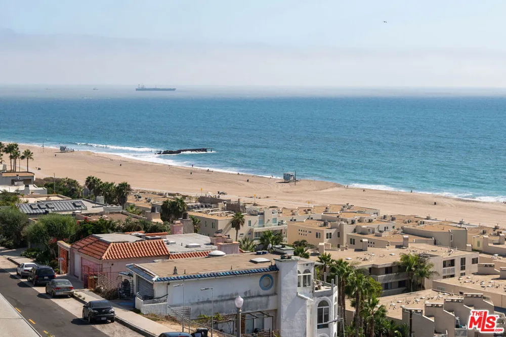 7000 Vista Del Mar Lane Playa del Rey, CA 90293