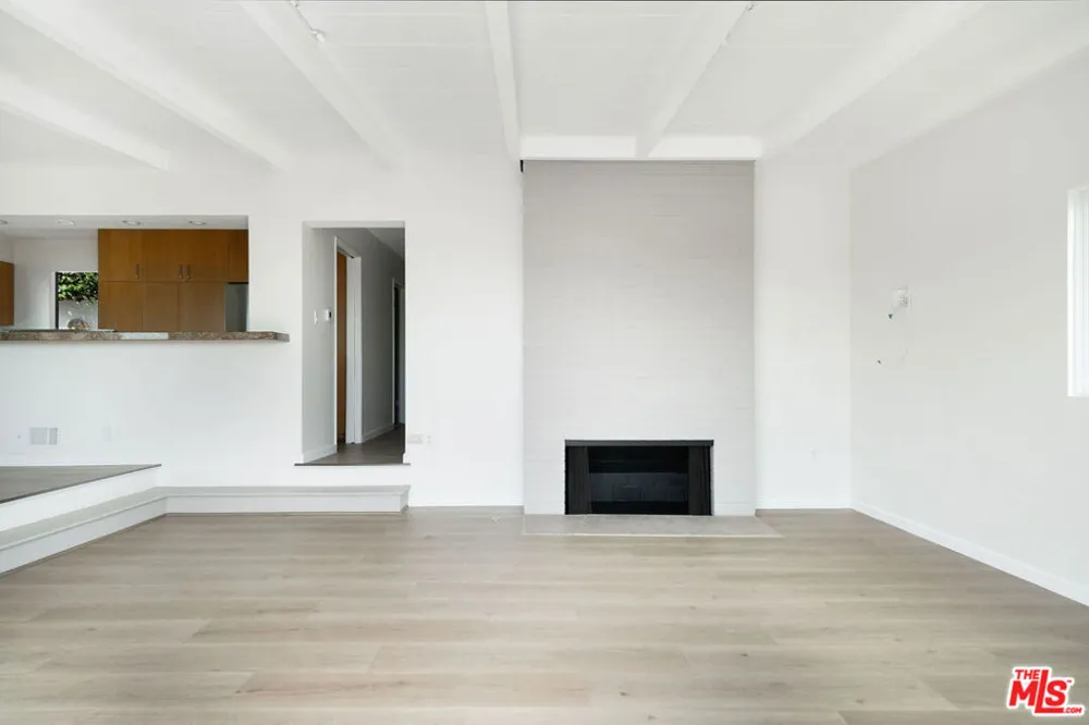 7000 Vista Del Mar Lane Playa del Rey, CA 90293