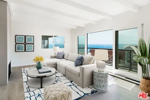 7000 Vista Del Mar Lane