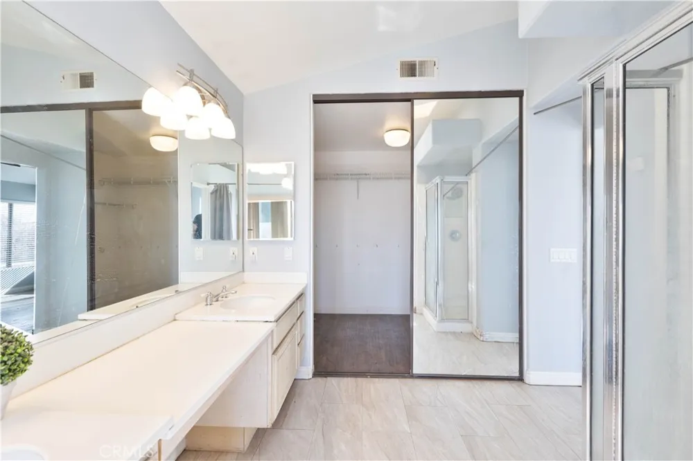 12433 Via Posada Victorville, CA 92392
