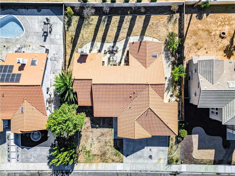 12433 Via Posada Victorville, CA 92392